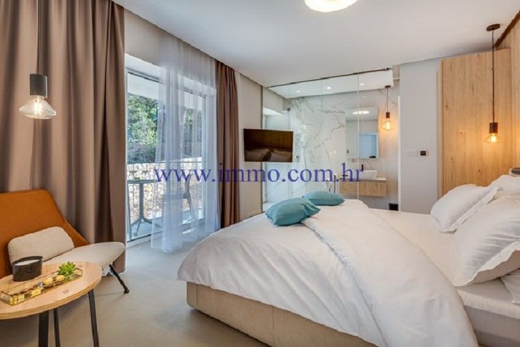 Вилла на Хваре, Хорватия, 250 м² - фото 7