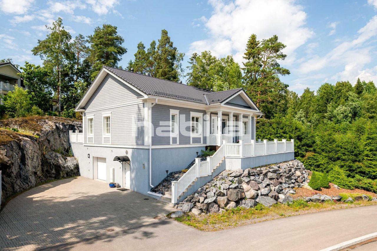 Дом в Эспоо, Финляндия, 151 м2 - фото 1