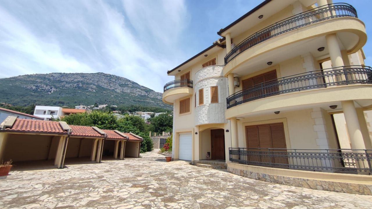 Вилла в Баре, Черногория, 400 м² - фото 2