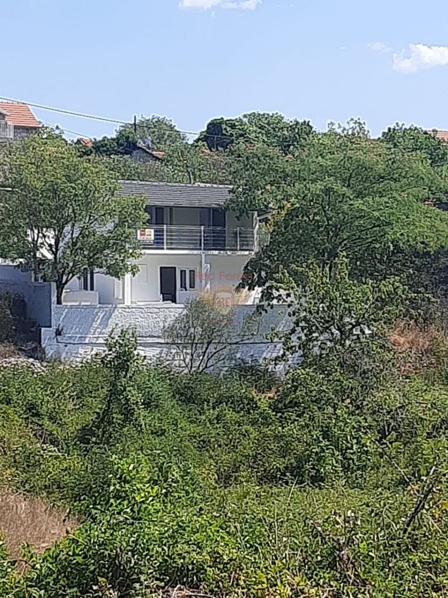 Дом на полуострове Луштица, Черногория, 70 м2 - фото 1