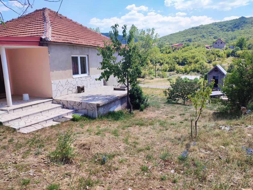 Дом в Никшиче, Черногория, 140 м2 - фото 1