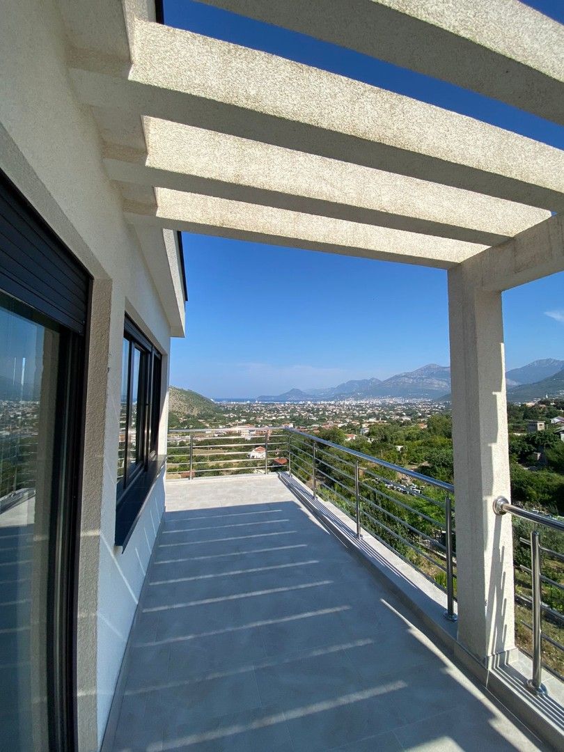 Вилла в Баре, Черногория, 300 м² - фото 8