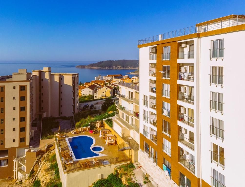 Квартира в Бечичи, Черногория, 108 м² - фото 2