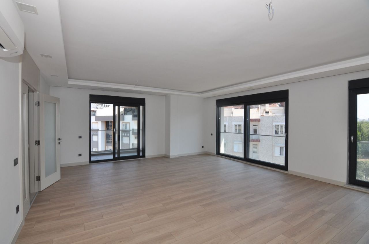 Квартира в Анталии, Турция, 270 м² - фото 3