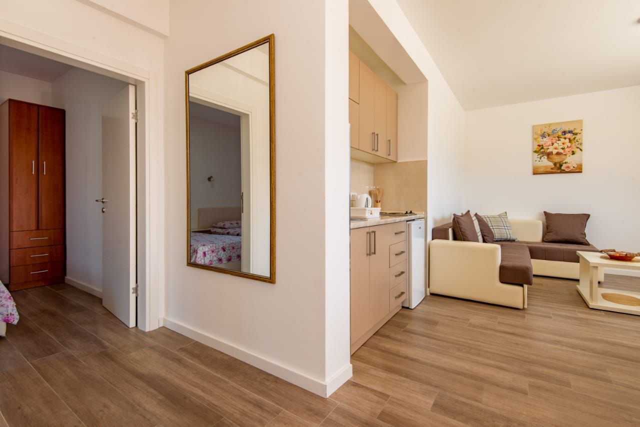 Квартира в Добра Воде, Черногория, 60 м² - фото 3