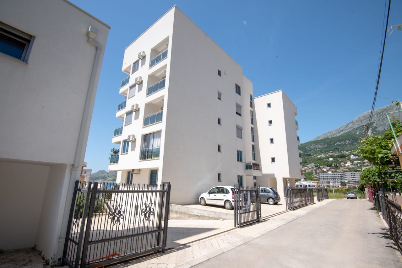 Квартира в Добра Воде, Черногория, 60 м² - фото 4