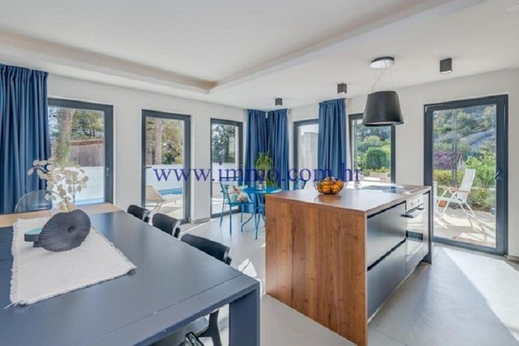 Вилла на острове Брач, Хорватия, 150 м² - фото 4