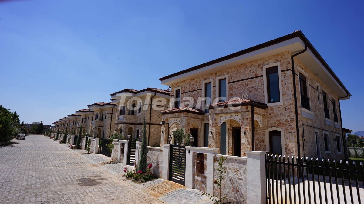 Вилла в Анталии, Турция, 280 м² - фото 2