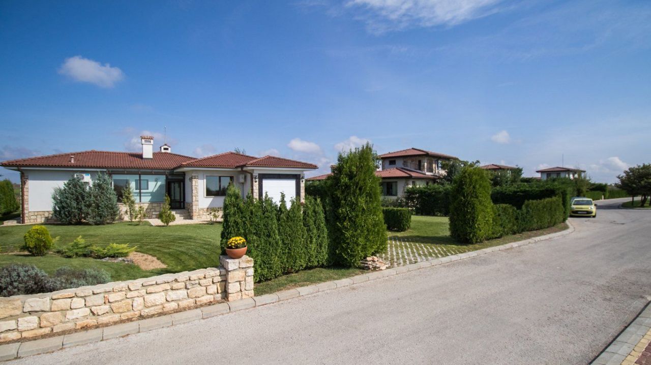 Дом в Каварне, Болгария, 140 м² - фото 9