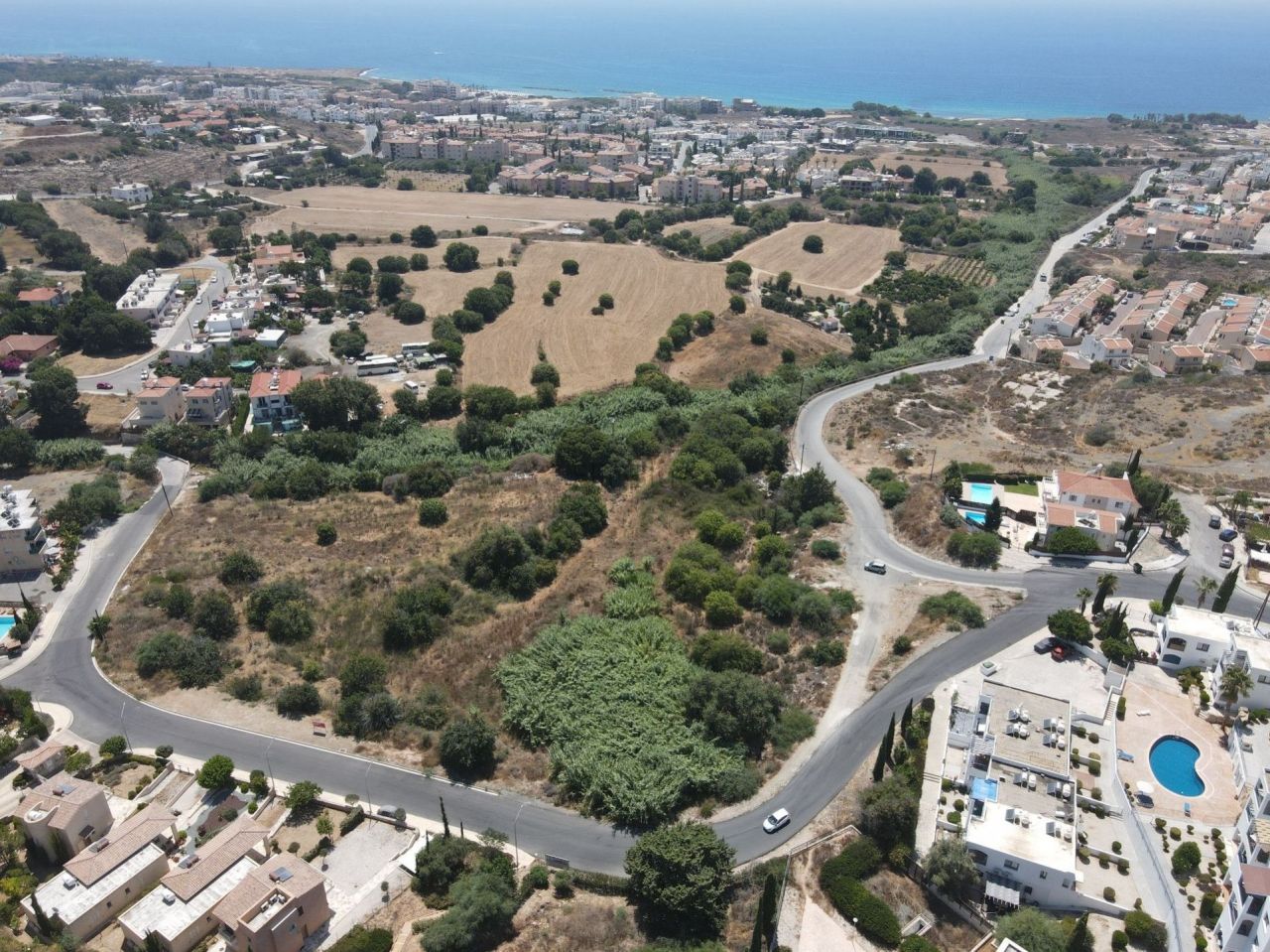 Земля в Пафосе, Кипр, 6 557 м2 - фото 1