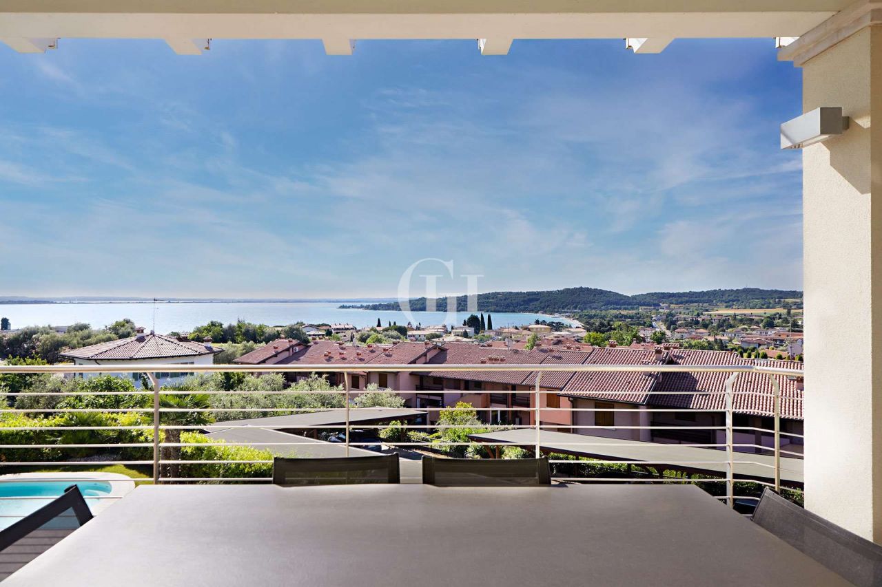 Апартаменты у озера Гарда, Италия, 132 м² - фото 3