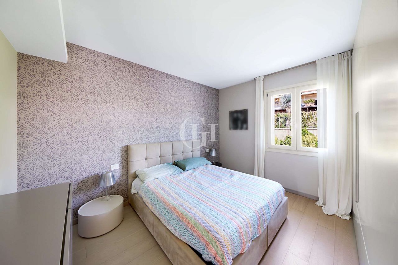 Апартаменты у озера Гарда, Италия, 132 м² - фото 9