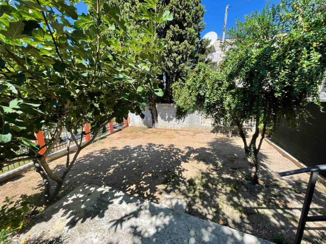 Коммерческая недвижимость в Сутоморе, Черногория, 146 м² - фото 17