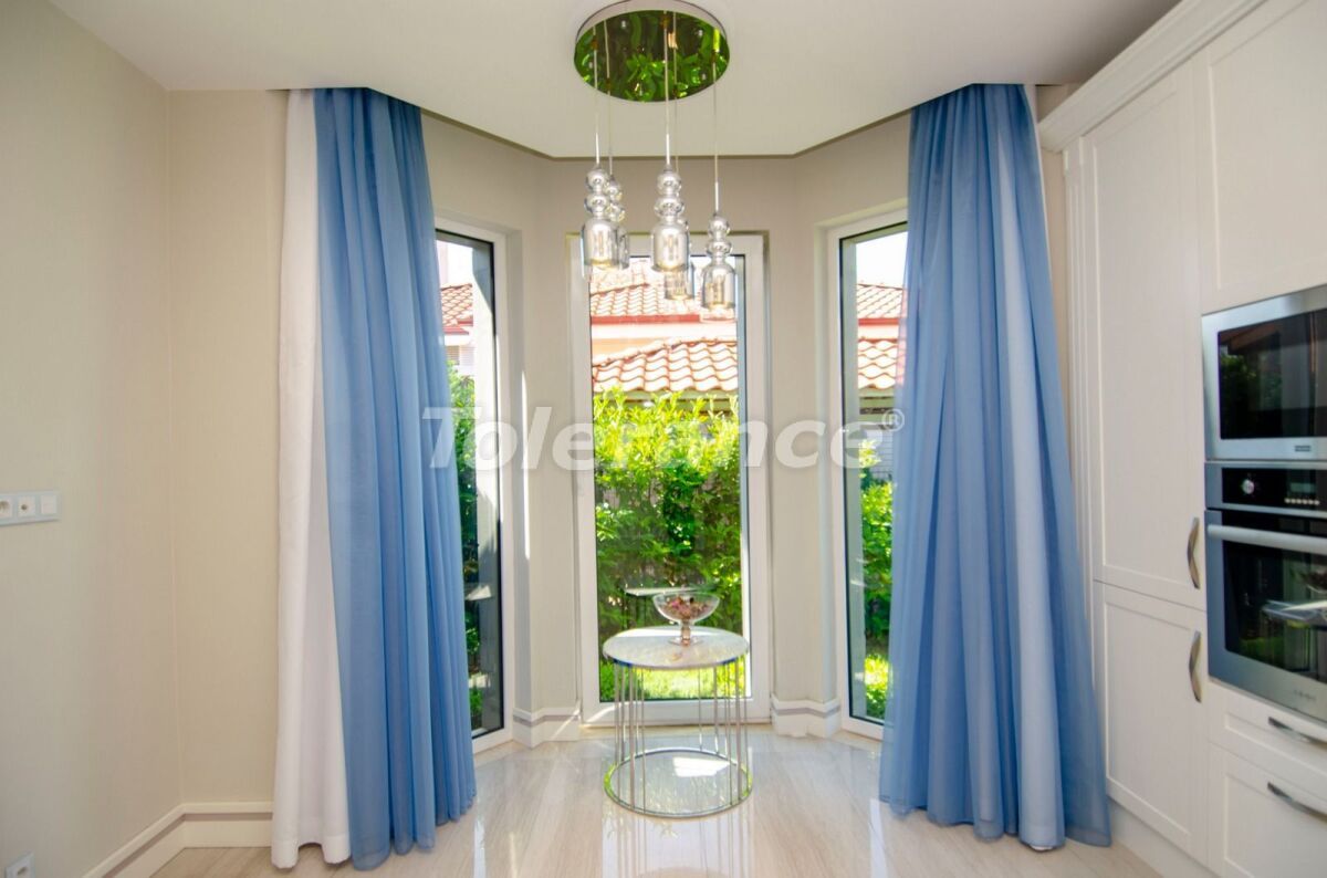 Вилла в Анталии, Турция, 320 м² - фото 8