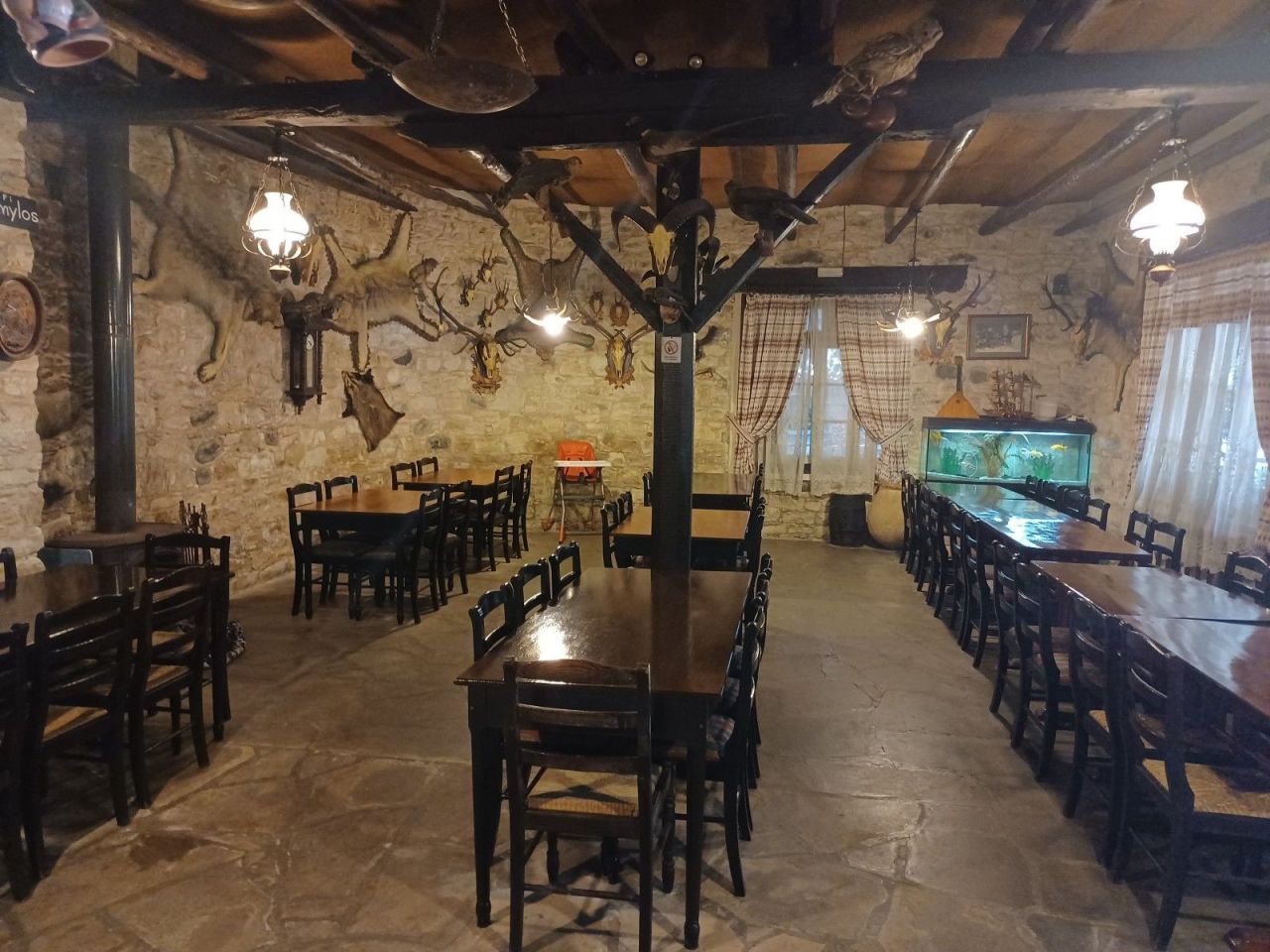 Кафе, ресторан в Лимасоле, Кипр, 380 м2 - фото 1