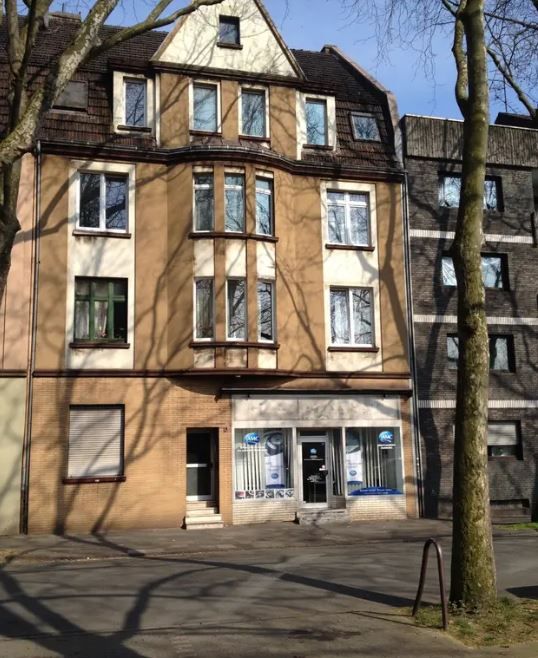 Доходный дом в Дуйсбурге, Германия, 375 м² - фото 1