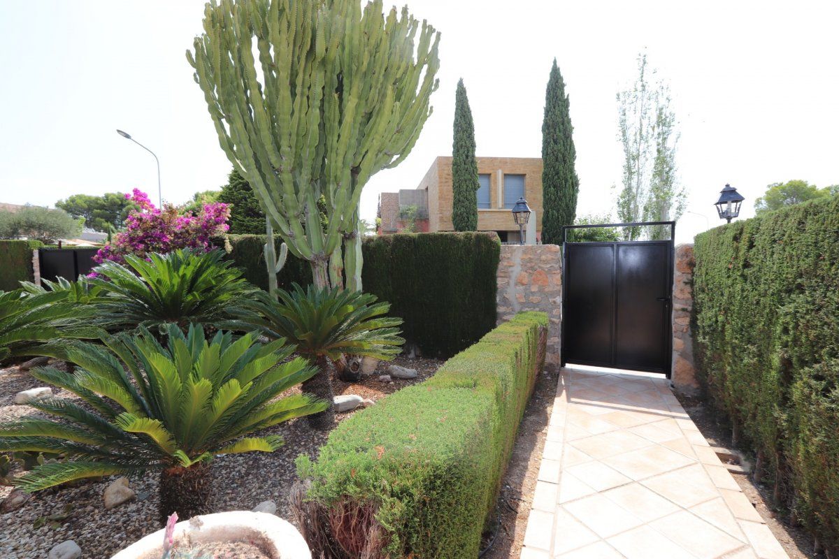 Вилла в Деэса-де-Кампоаморе, Испания, 150 м² - фото 16