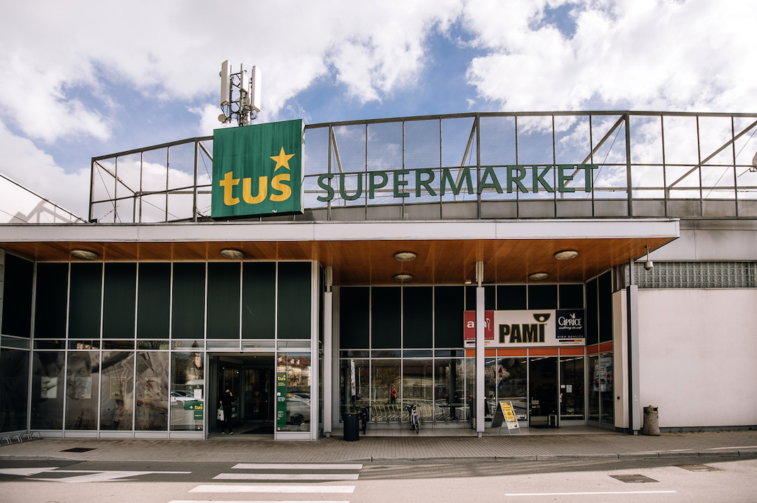 Инвестиционный проект в Логатеце, Словения, 1 656 м² - фото 2