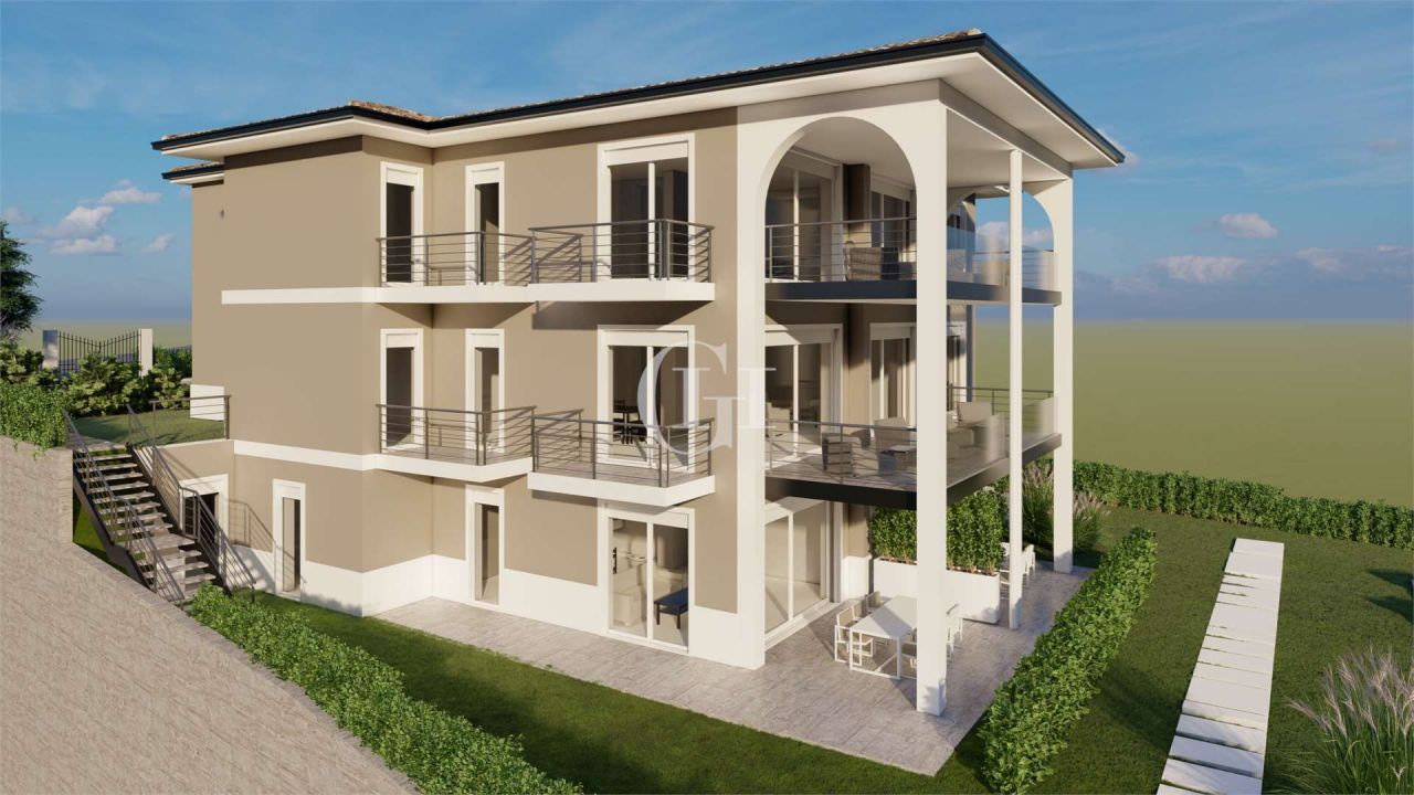 Апартаменты у озера Гарда, Италия, 120 м² - фото 8