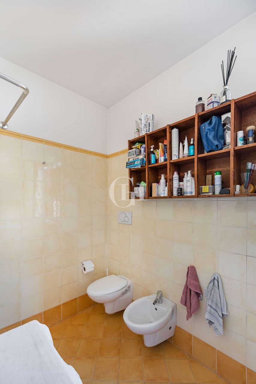 Апартаменты у озера Гарда, Италия, 60 м² - фото 12