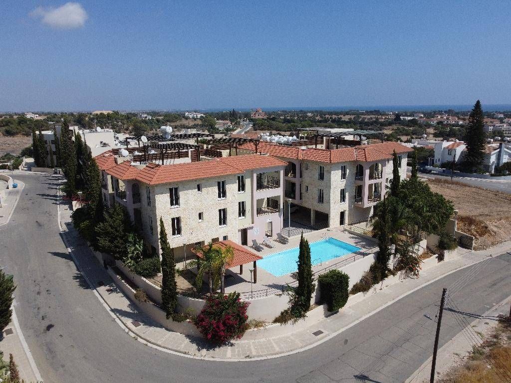 Коммерческая недвижимость в Ларнаке, Кипр, 397 м2 - фото 1