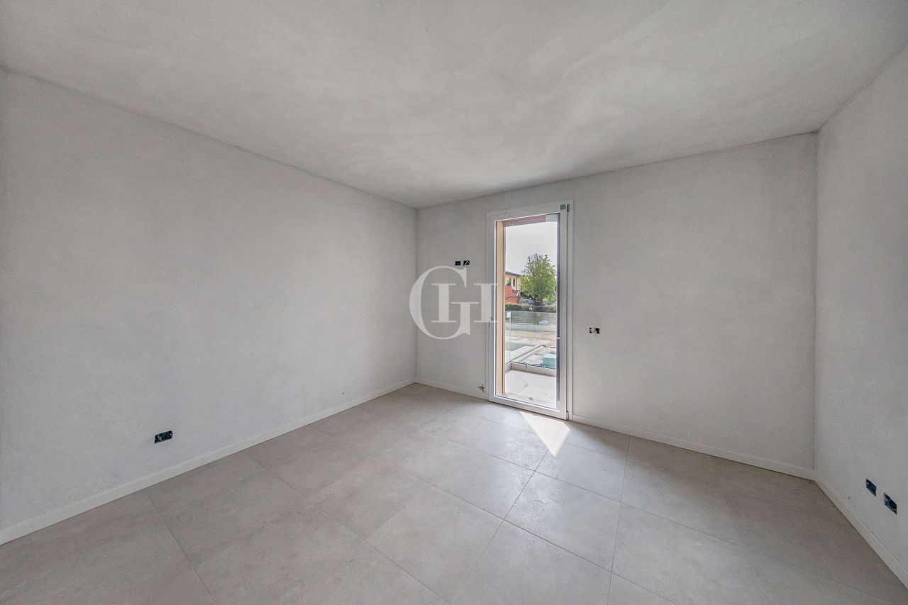 Апартаменты у озера Гарда, Италия, 110 м² - фото 11