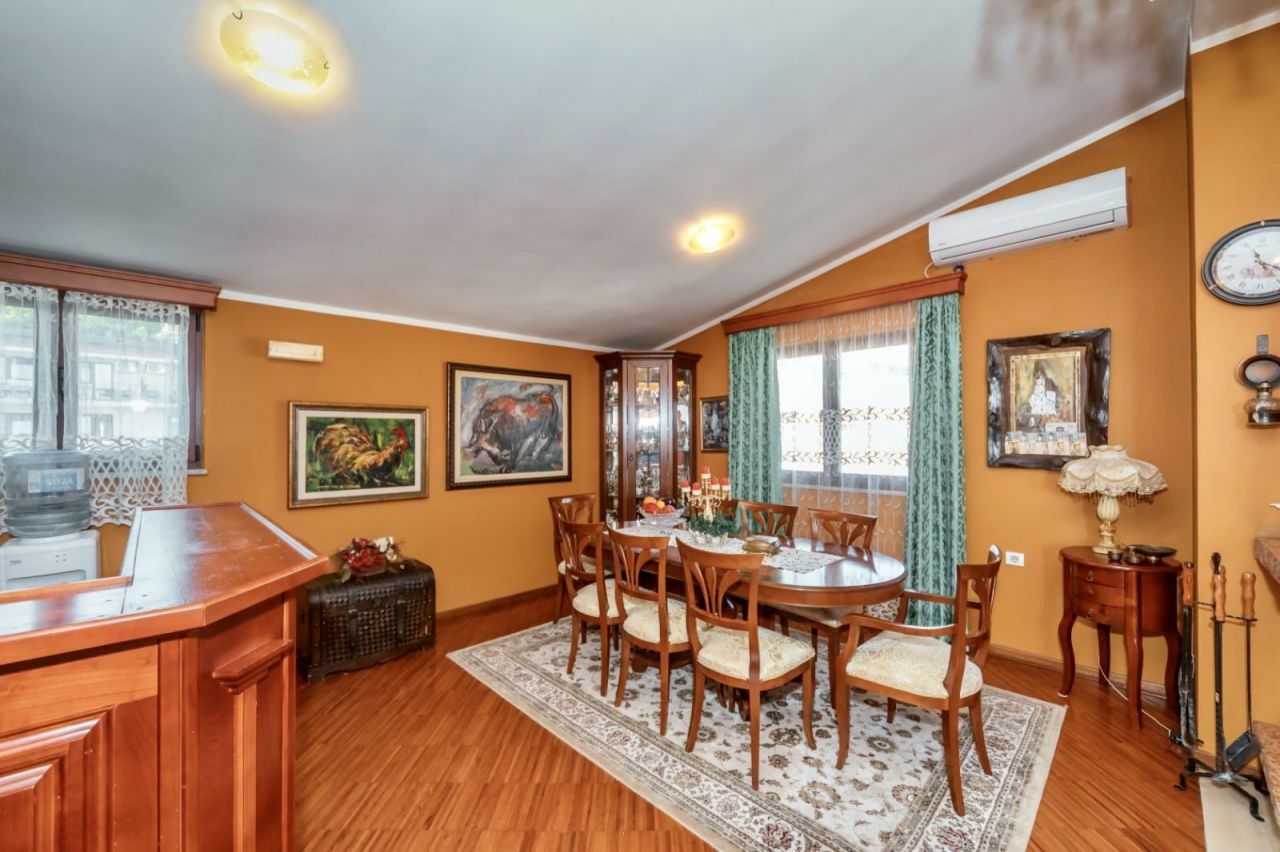 Квартира в Баре, Черногория, 164 м² - фото 5