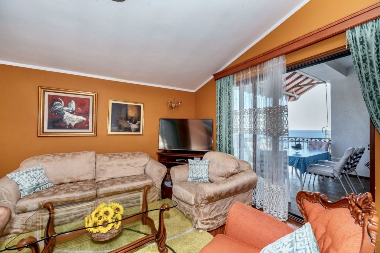 Квартира в Баре, Черногория, 164 м² - фото 9