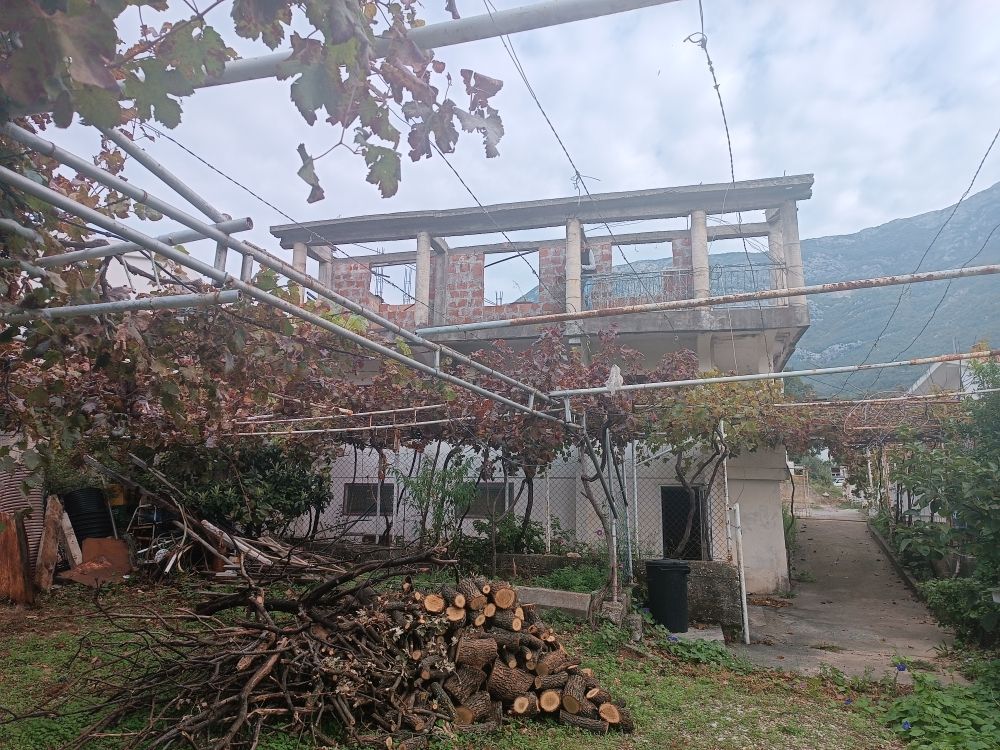 Дом в Сутоморе, Черногория, 130 м2 - фото 1