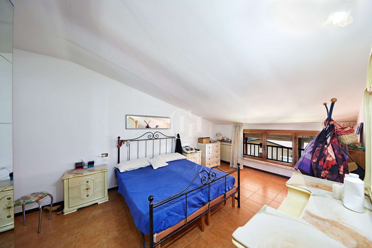 Апартаменты у озера Гарда, Италия, 125 м² - фото 13