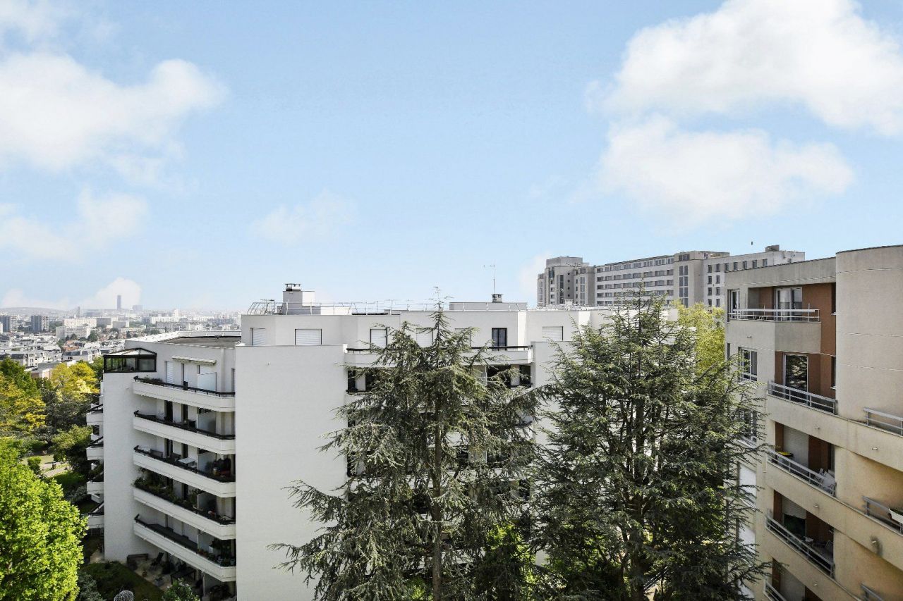 Апартаменты в Иль-де-Франс, Франция - фото 1