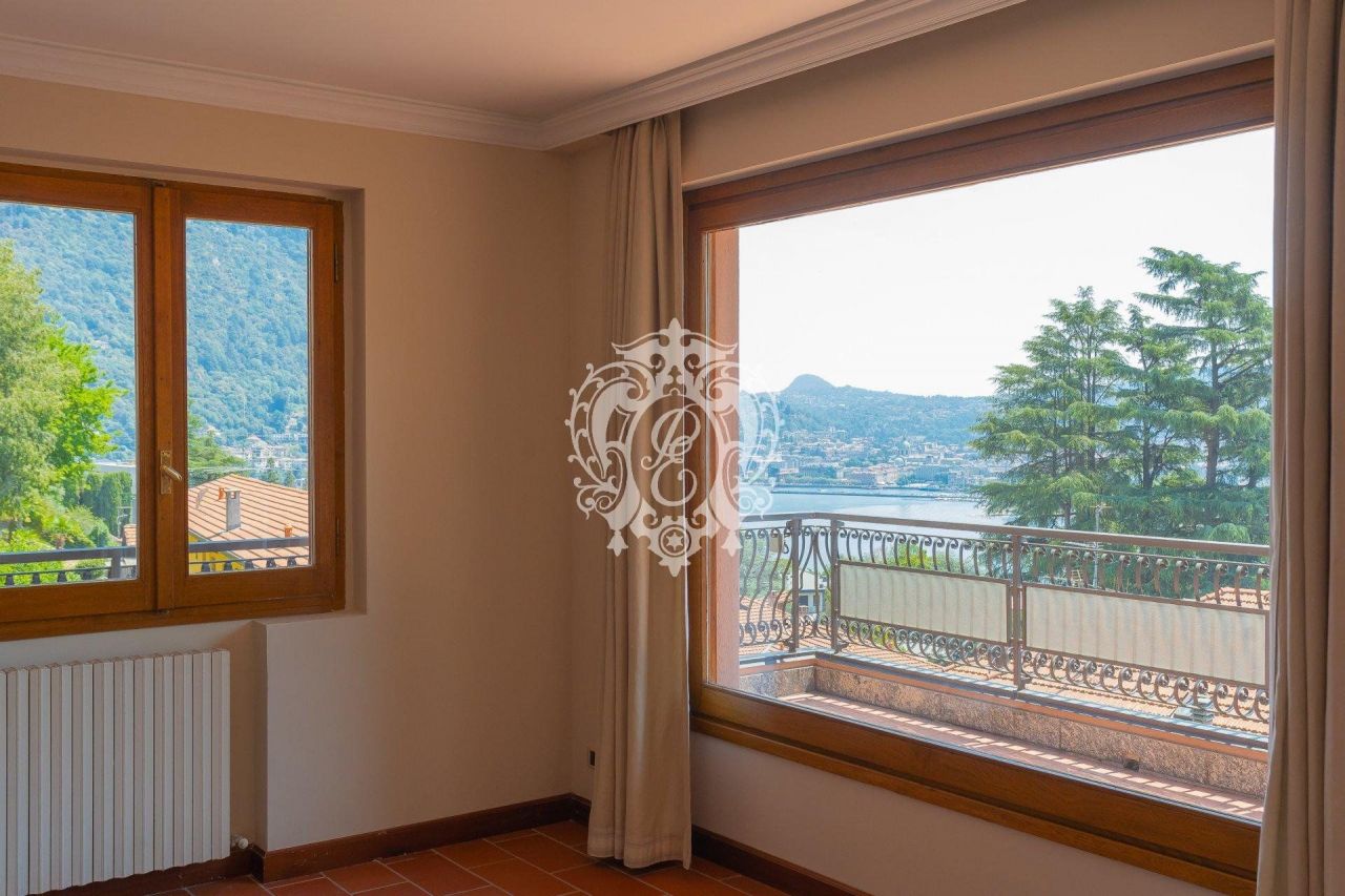 Вилла в Комо, Италия, 540 м² - фото 9