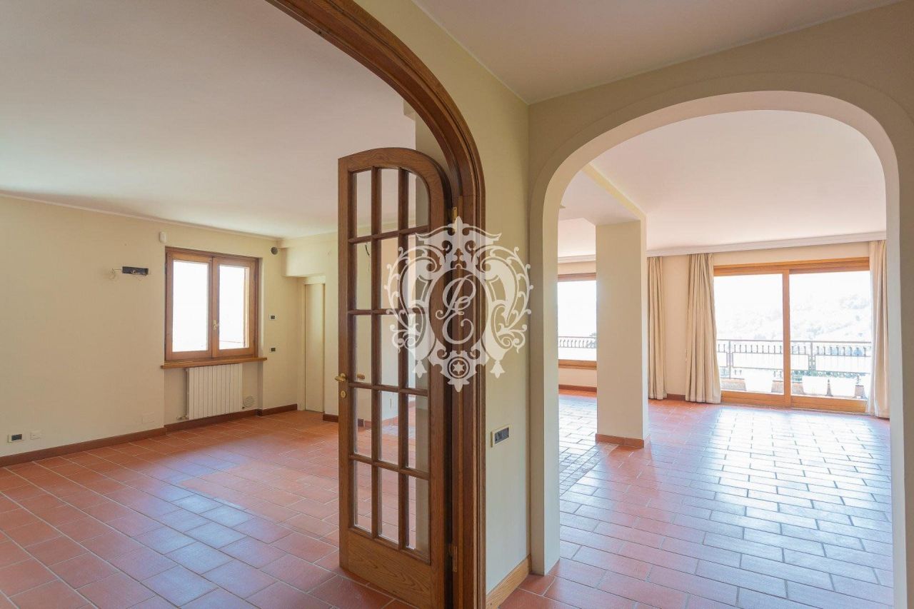 Вилла в Комо, Италия, 540 м² - фото 17