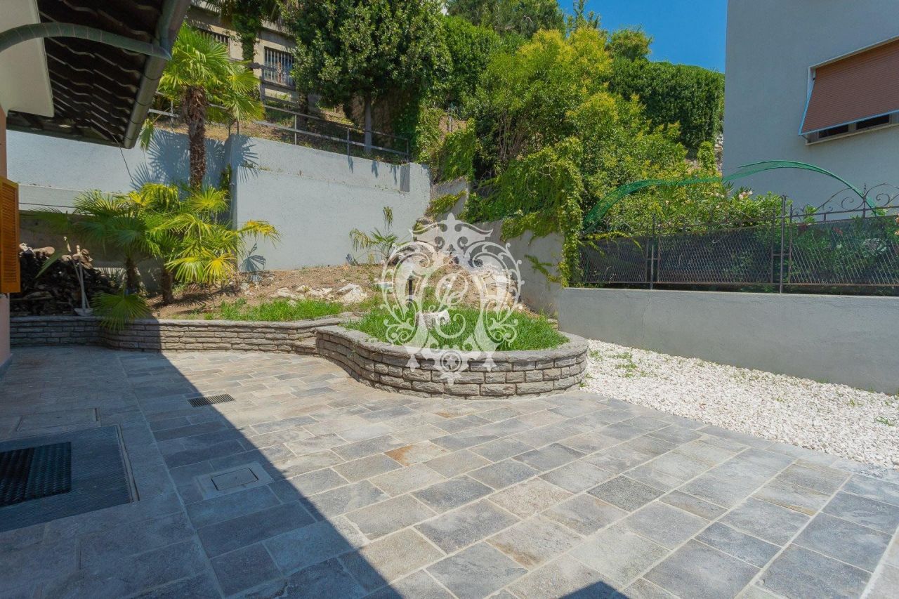 Вилла в Комо, Италия, 540 м² - фото 19