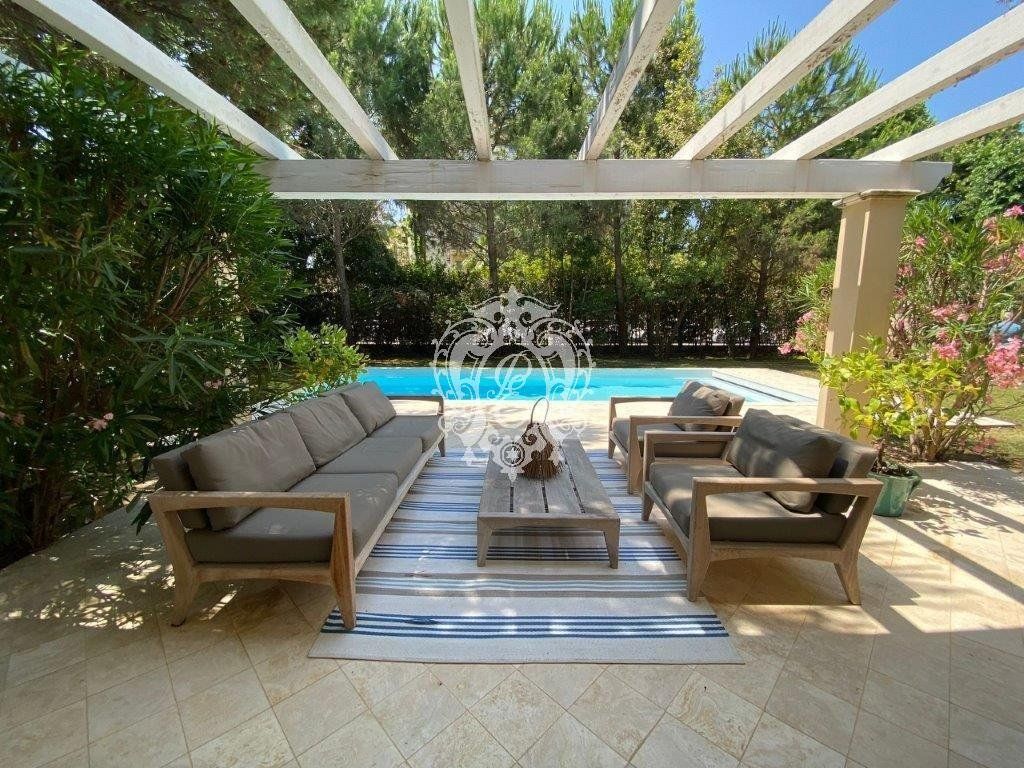 Вилла в Пьетрасанте, Италия, 297 м² - фото 3