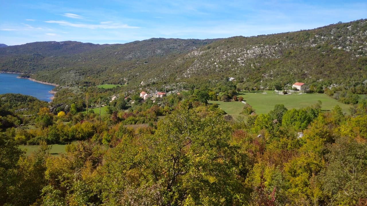 Земля в Никшиче, Черногория, 101 499 м² - фото 5