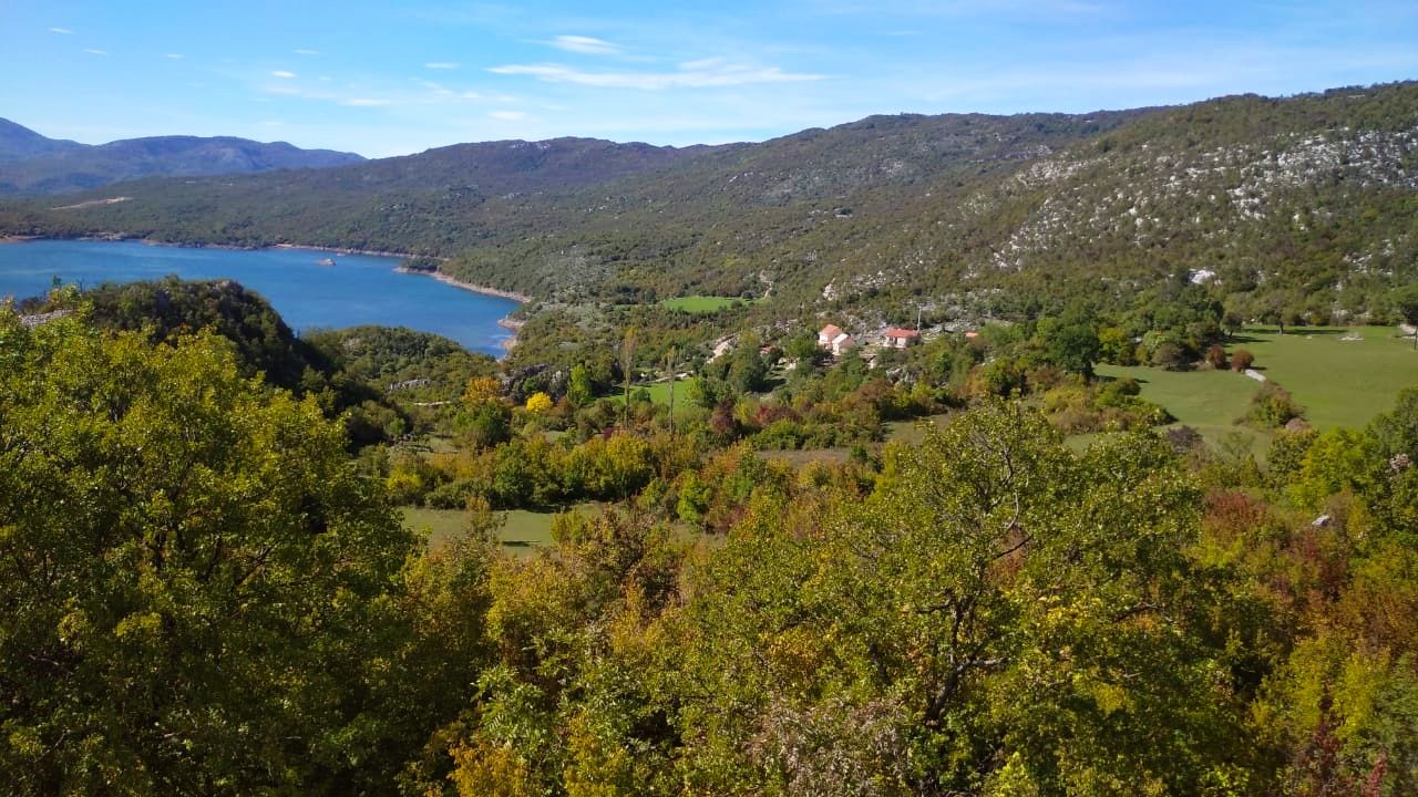 Земля в Никшиче, Черногория, 101 499 м² - фото 2