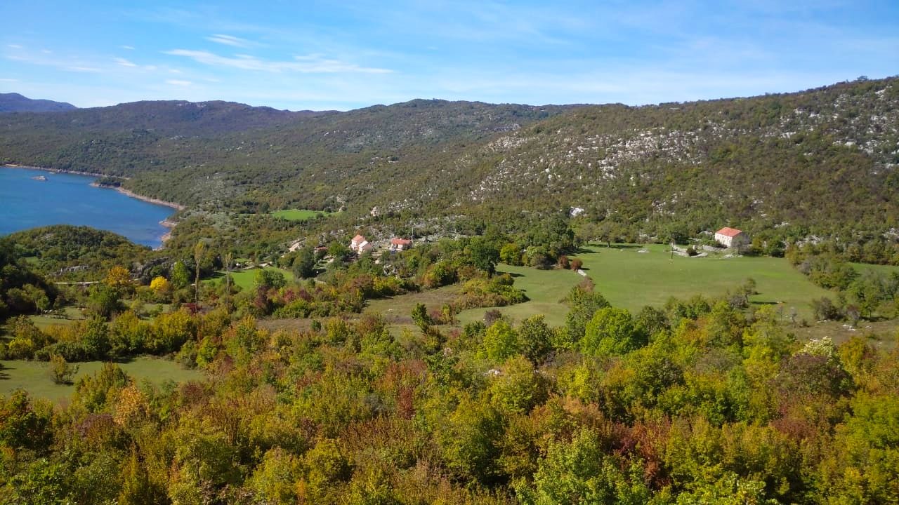 Земля в Никшиче, Черногория, 101 499 м² - фото 6