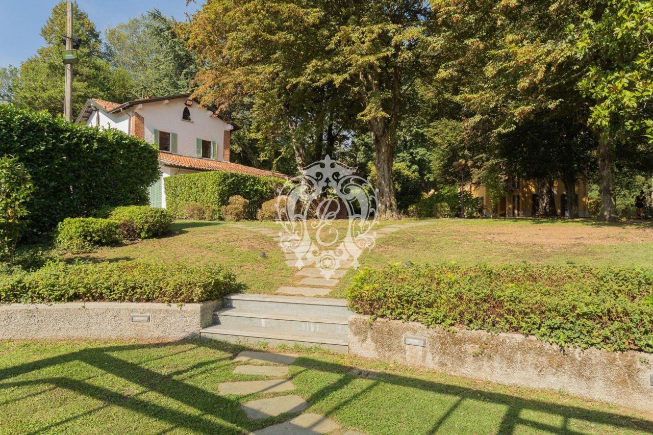 Вилла в Комо, Италия, 890 м² - фото 5