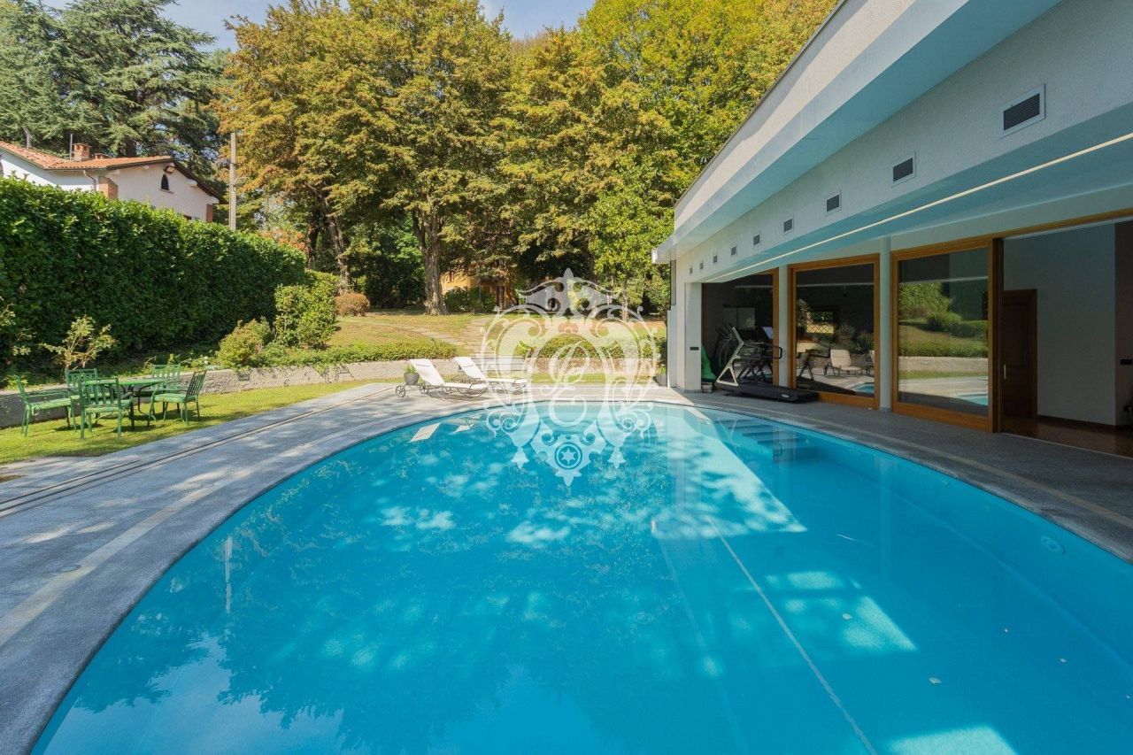 Вилла в Комо, Италия, 890 м² - фото 18