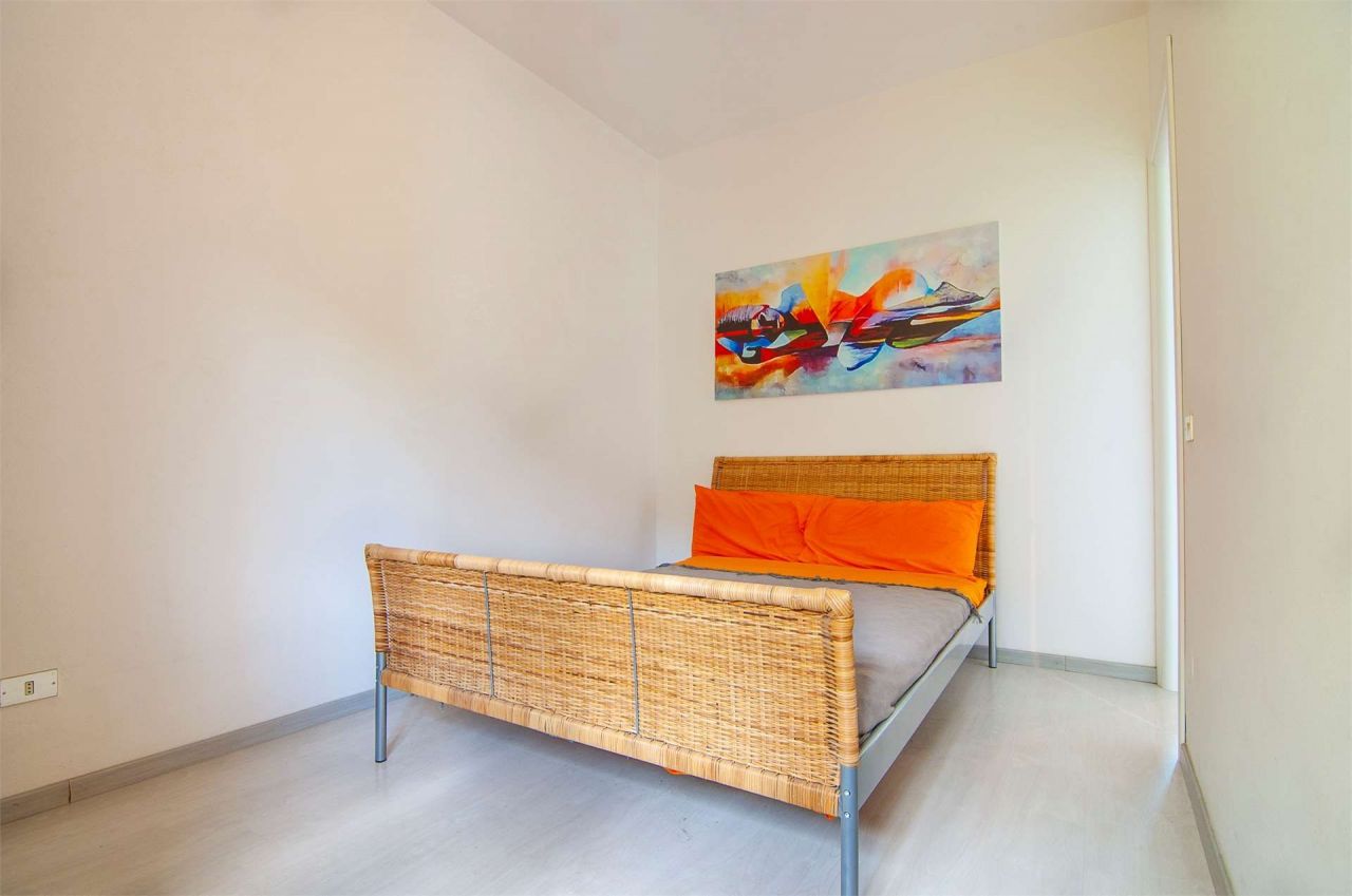 Вилла у озера Гарда, Италия, 120 м² - фото 14