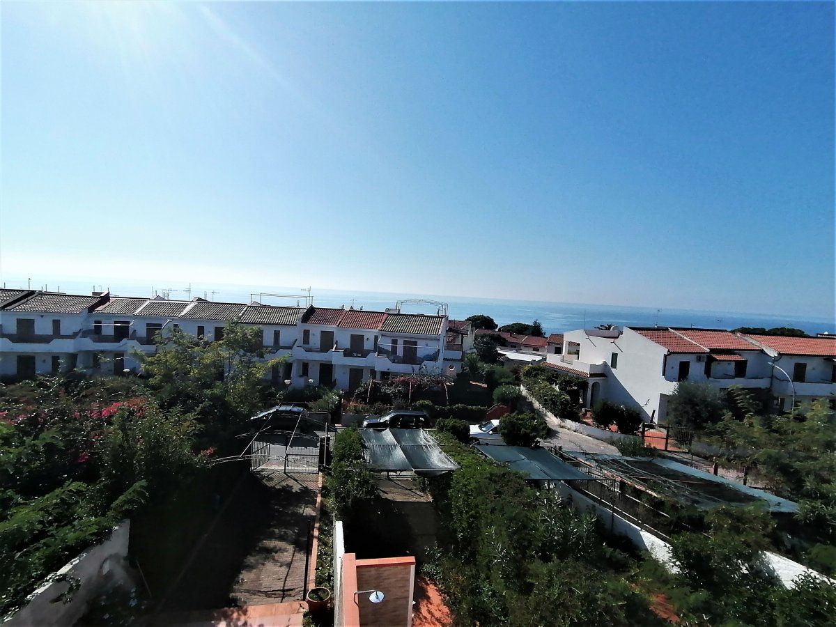 Таунхаус в Скалее, Италия, 170 м² - фото 10