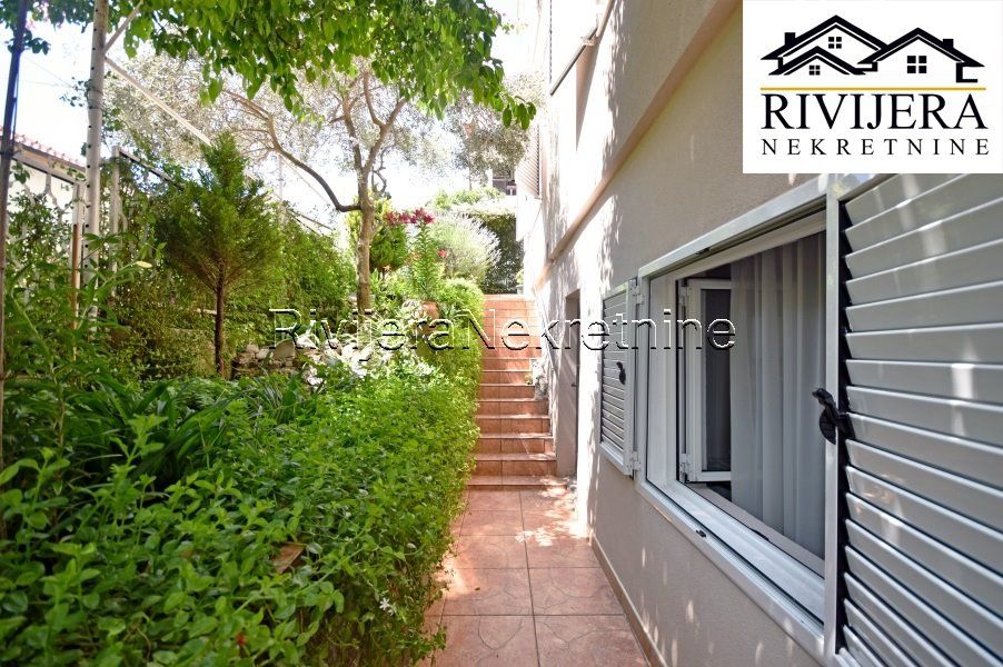 Дом в Херцег-Нови, Черногория, 406 м² - фото 3