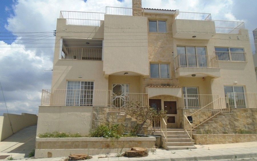 Коммерческая недвижимость в Пафосе, Кипр, 480 м2 - фото 1