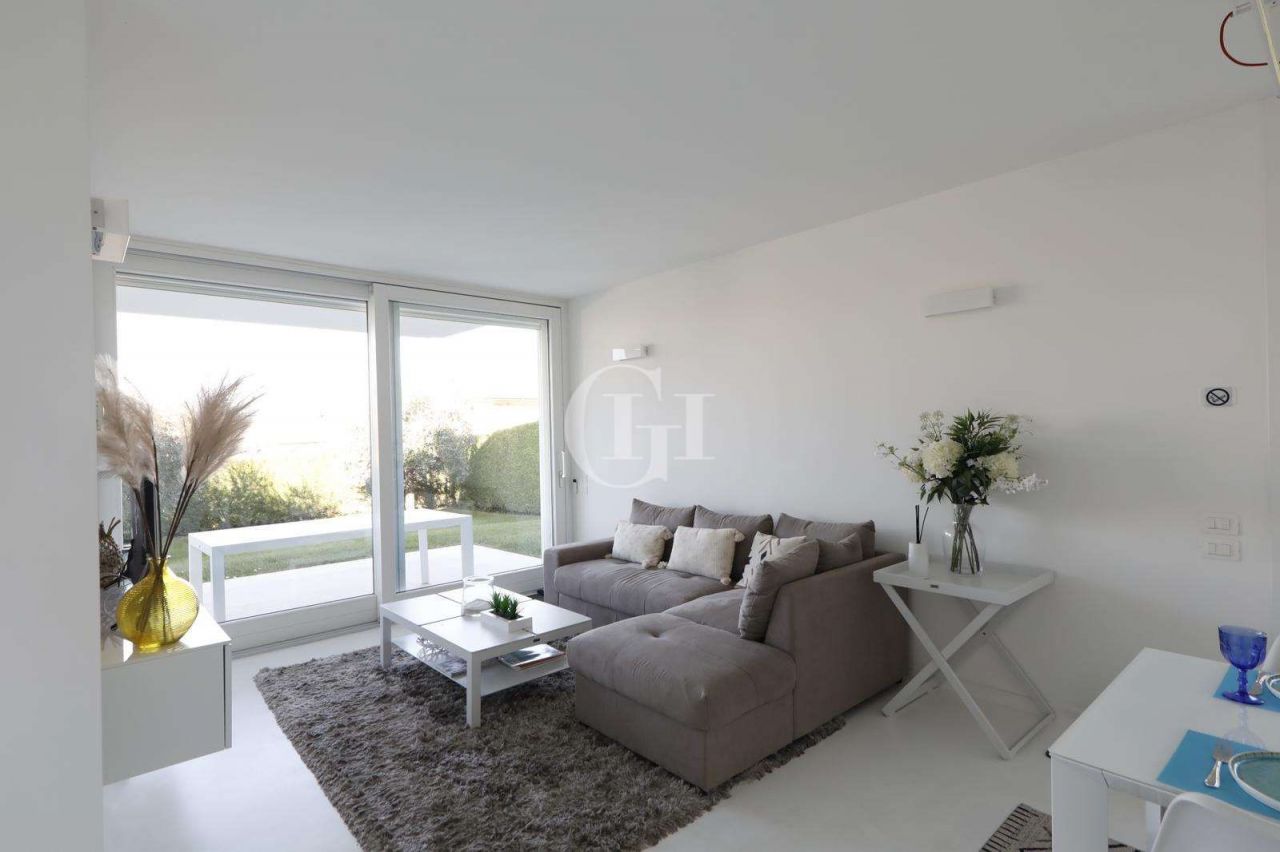 Вилла у озера Гарда, Италия, 195 м² - фото 8