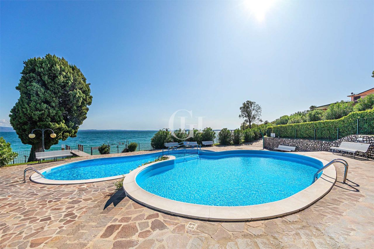 Апартаменты у озера Гарда, Италия, 90 м² - фото 14