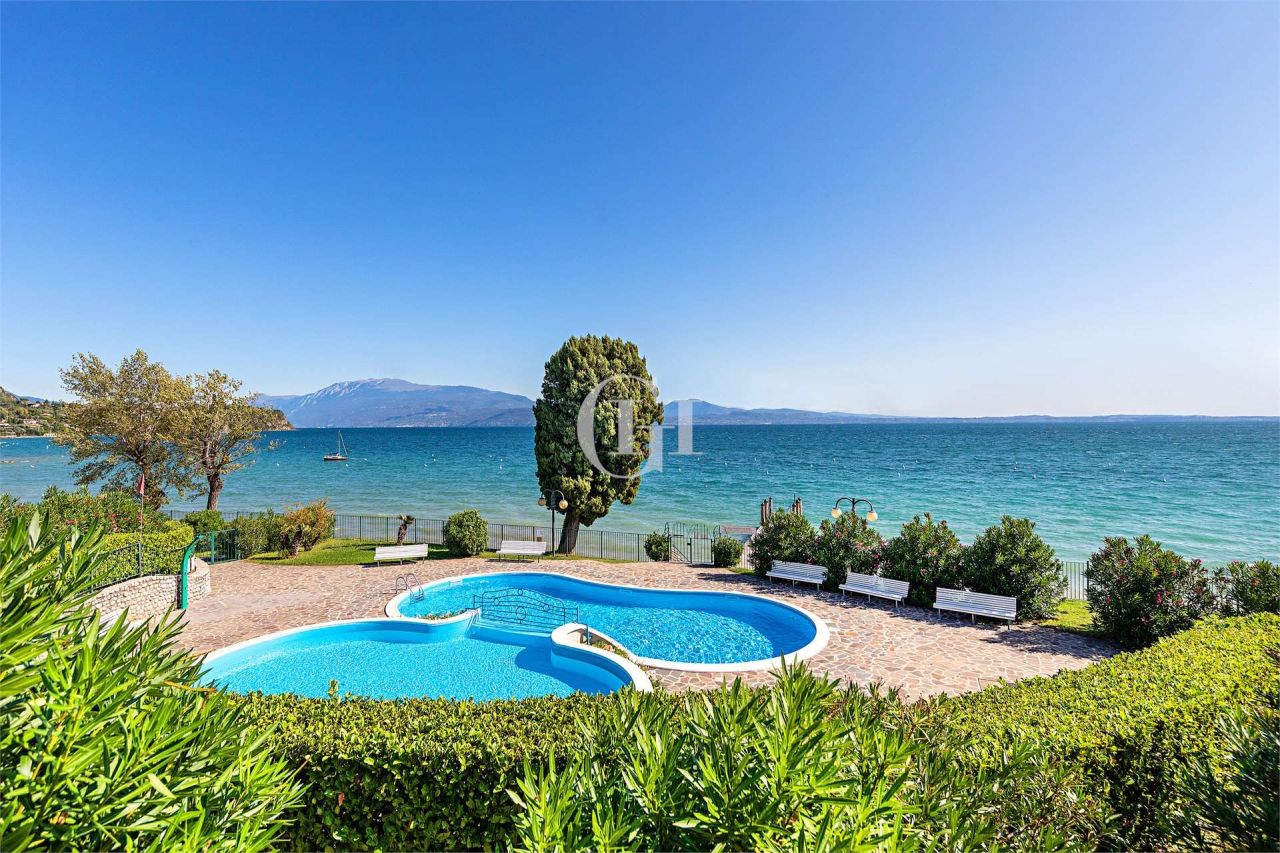 Апартаменты у озера Гарда, Италия, 90 м² - фото 13