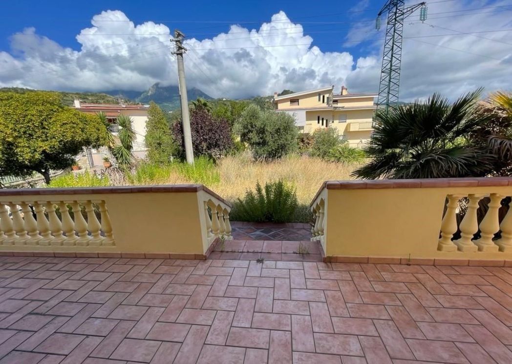 Дом в Бельведере-Мариттимо, Италия, 250 м² - фото 4