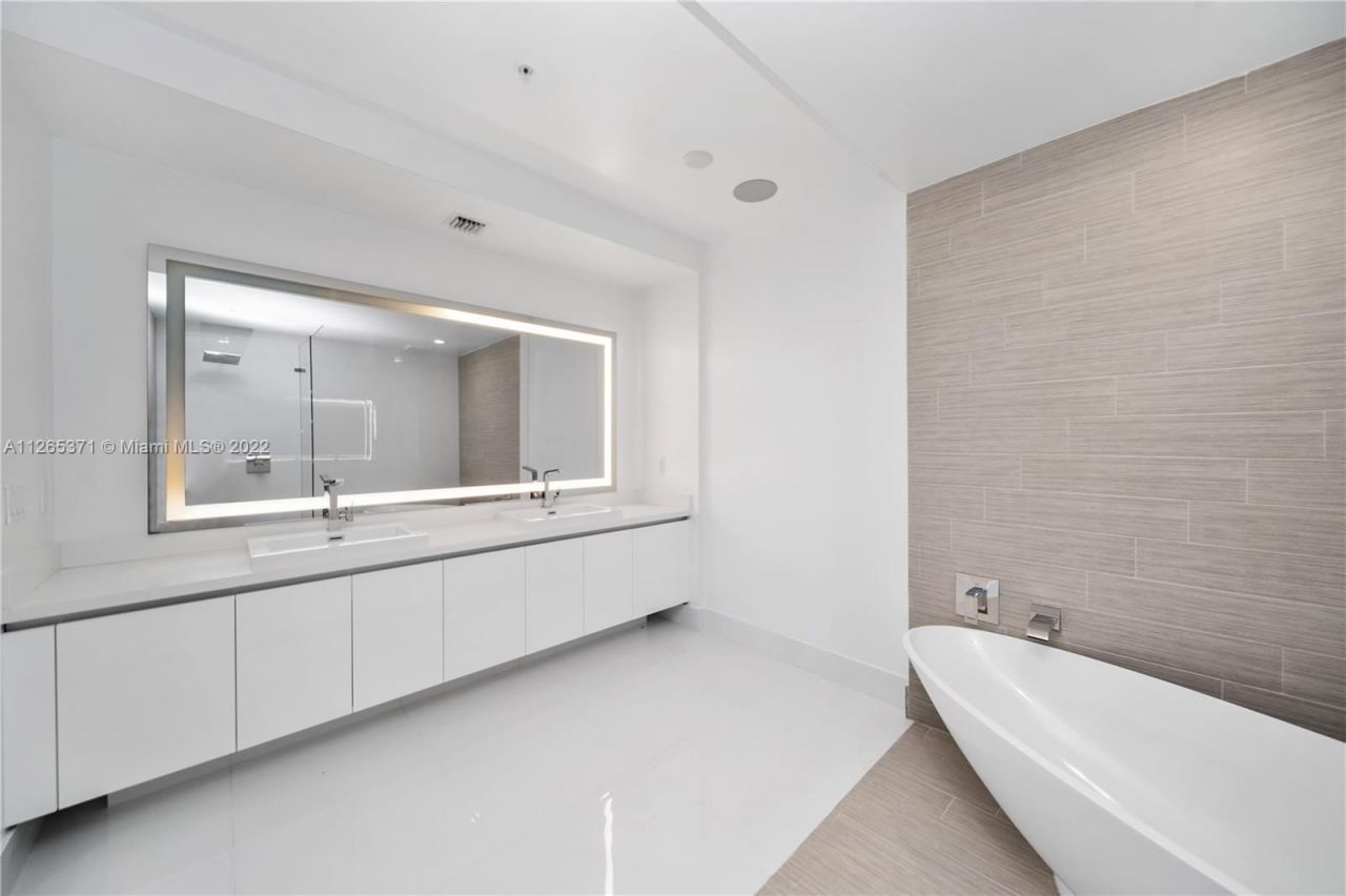 Таунхаус в Майами, США, 150 м² - фото 12