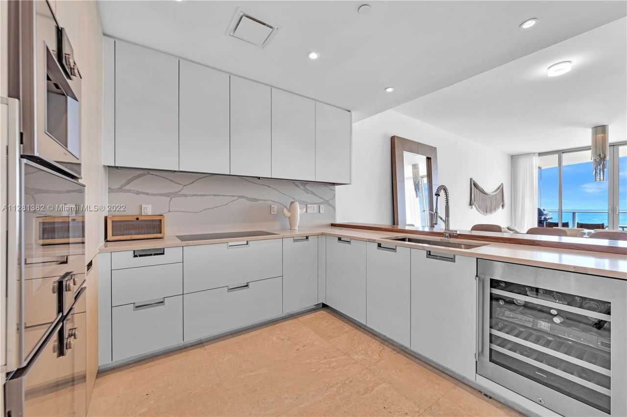 Квартира в Майами, США, 140 м² - фото 16